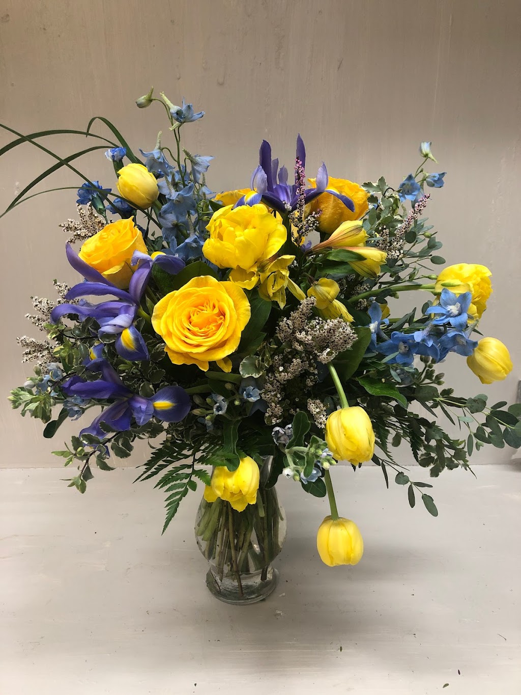 De Young Flowers | 1616 W Campbell Ave, Campbell, CA 95008, USA | Phone: (408) 874-6597