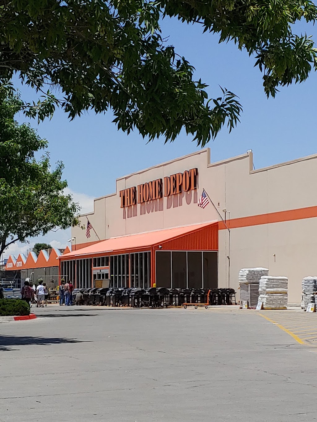 The Home Depot | 1800 Main St NW, Los Lunas, NM 87031, USA | Phone: (505) 865-0425