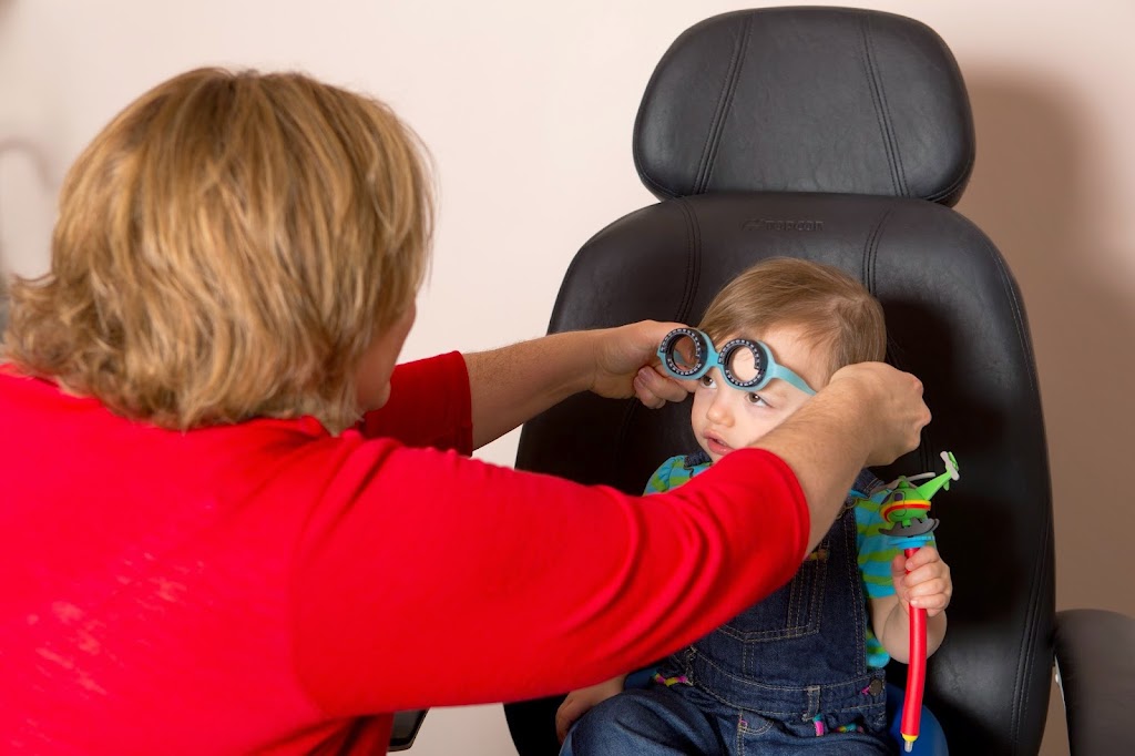 Focused Eye Care | 19685 Pilot Knob Rd Suite 240, Farmington, MN 55024, USA | Phone: (651) 463-2020