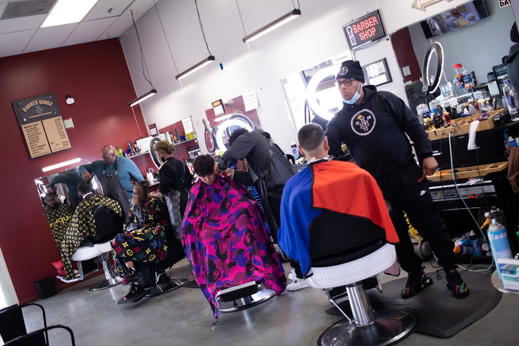 BARBER KINGZ | 16330 Walnut St #6, Hesperia, CA 92345, USA | Phone: (760) 998-2799