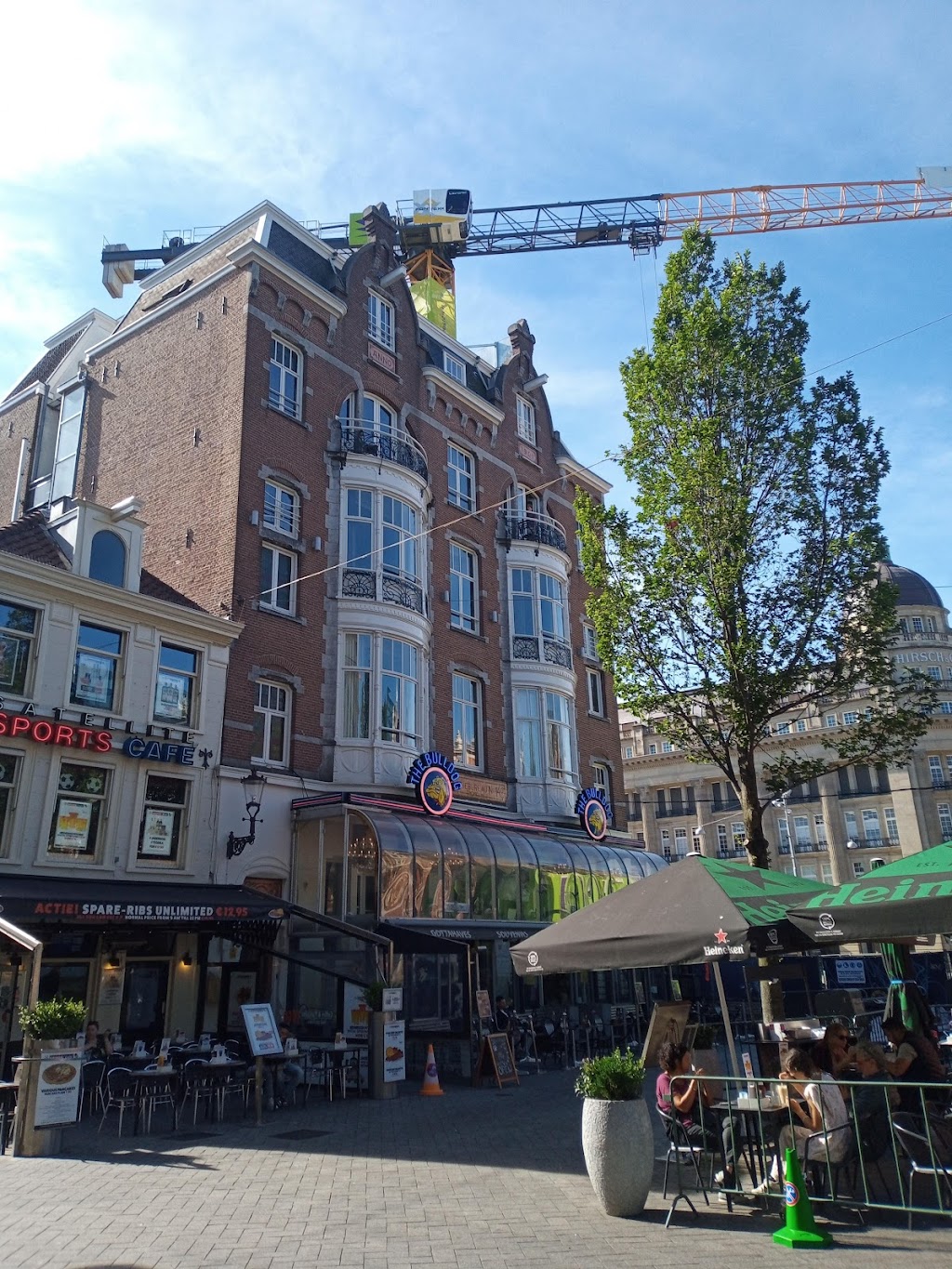 The Bulldog Palace | Leidseplein 15, 1017 PS Amsterdam, Netherlands | Phone: 020 627 1908