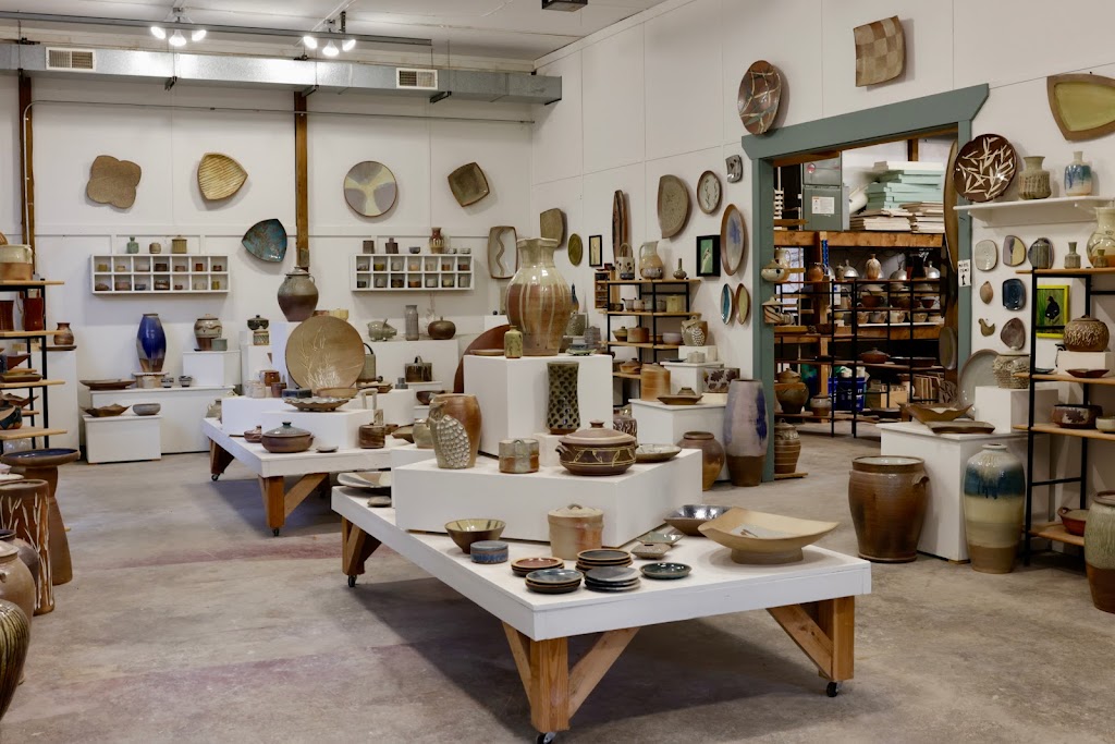 Oak Openings Pottery and Manabigama Kiln Center | 2520 Township Rd Ef, Swanton, OH 43558, USA | Phone: (301) 471-0296
