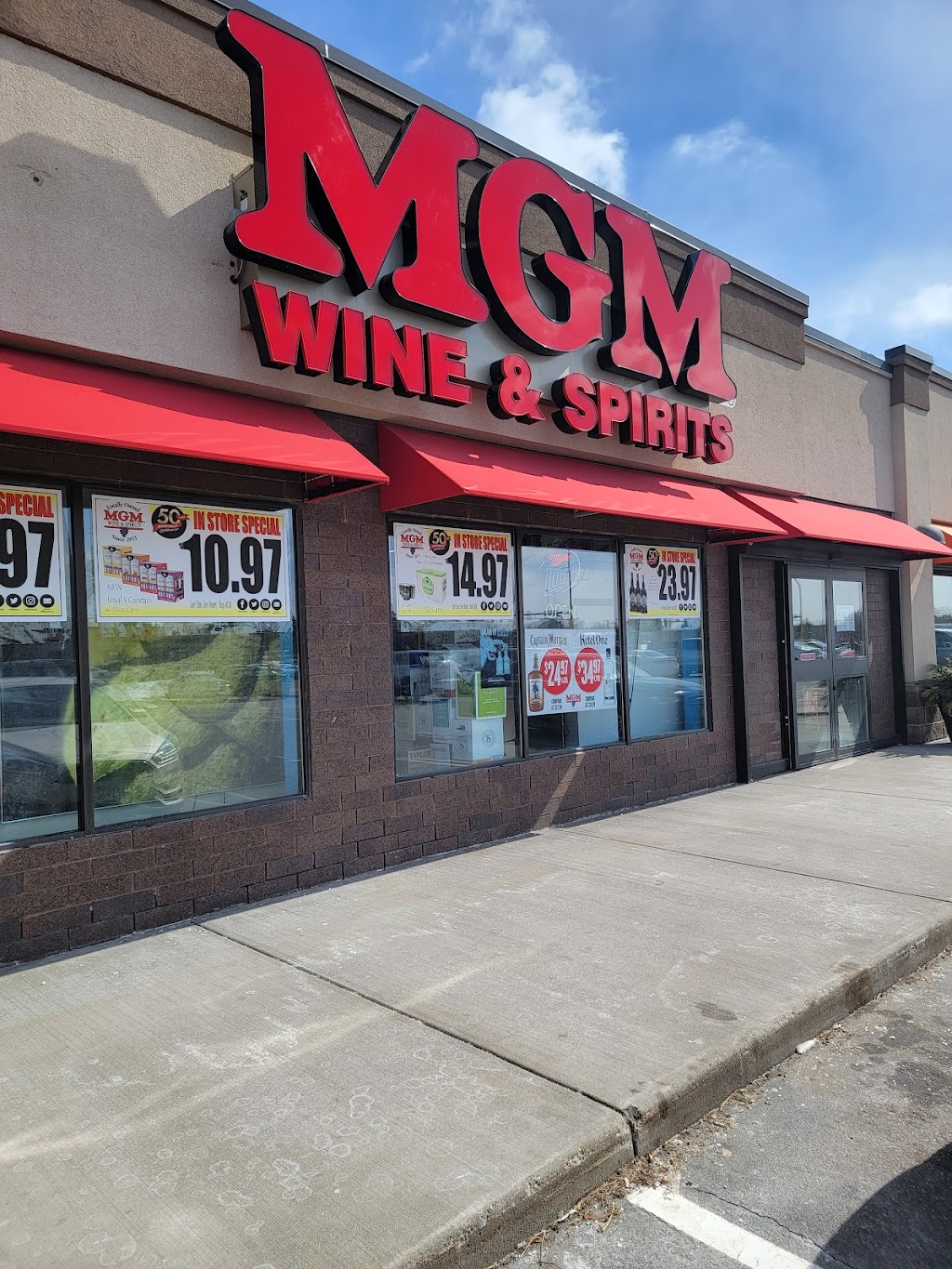 MGM Liquor Warehouse | 1012 County Rd 42 W, Burnsville, MN 55337, USA | Phone: (952) 435-5000