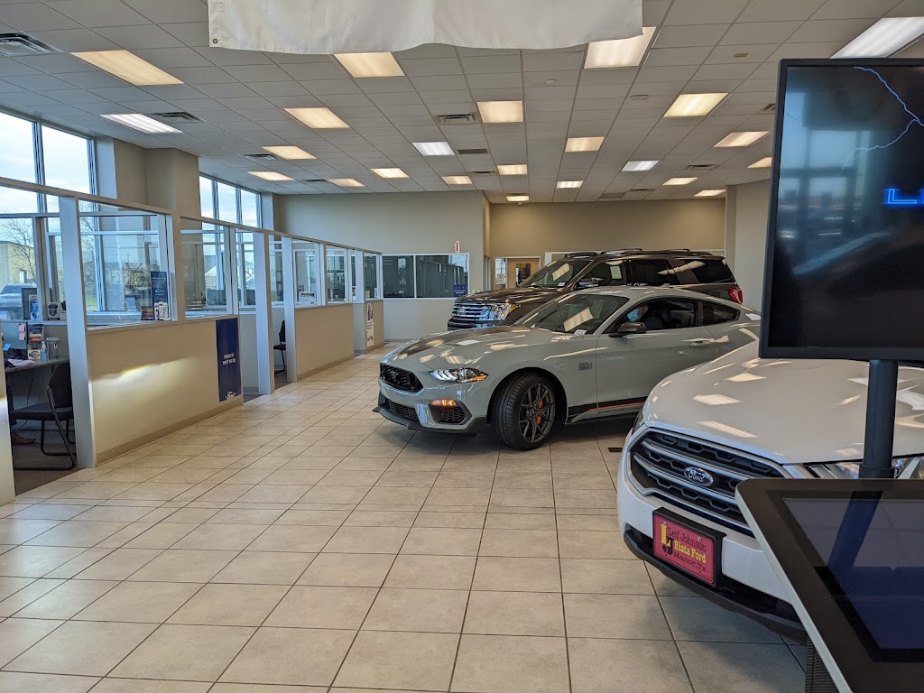 Riata Ford | 10507 US-290, Manor, TX 78653 | Phone: (512) 281-3673