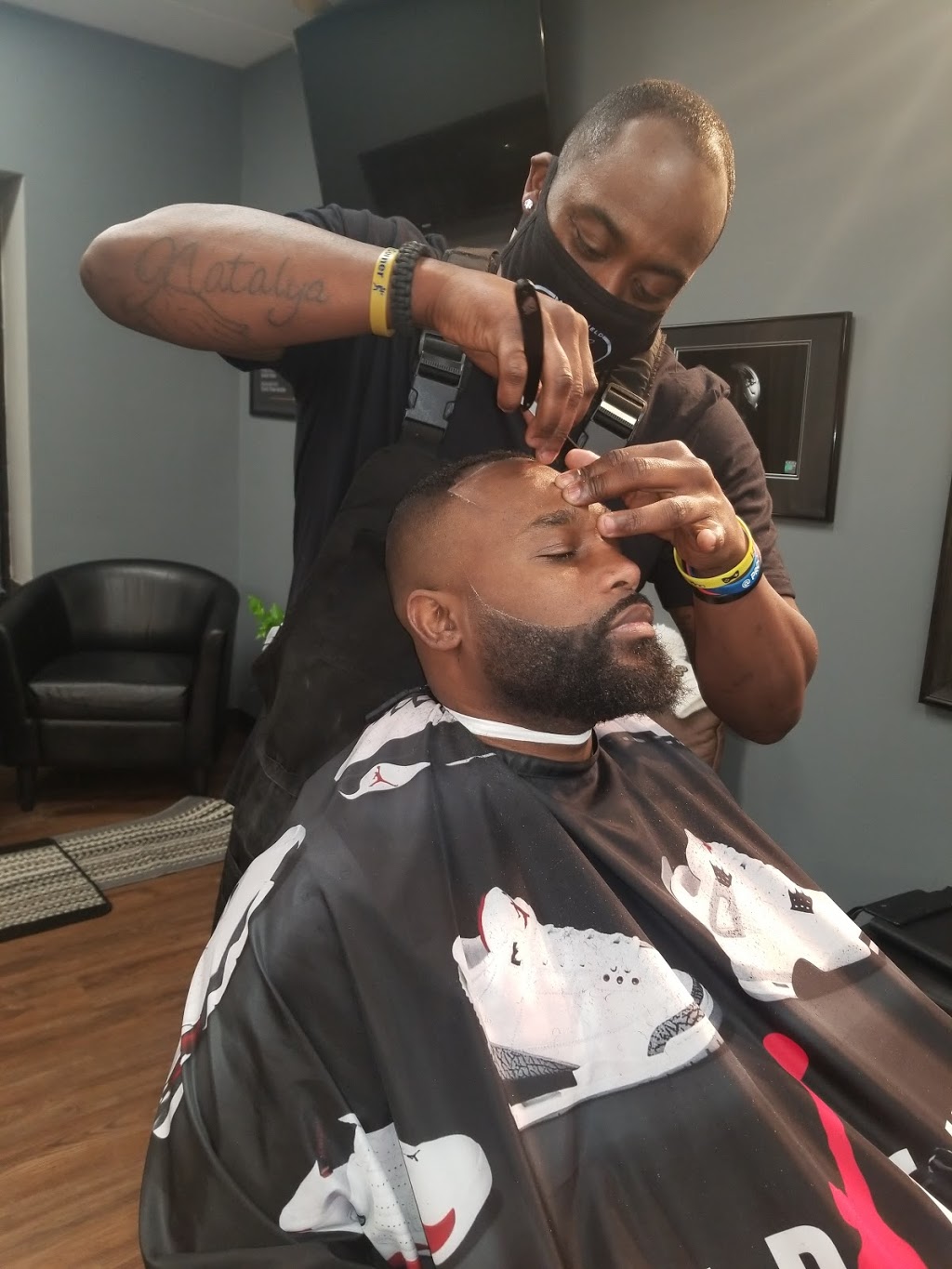 Barber Lounge | 247 Washington St, Stoughton, MA 02072, USA | Phone: (781) 344-2608