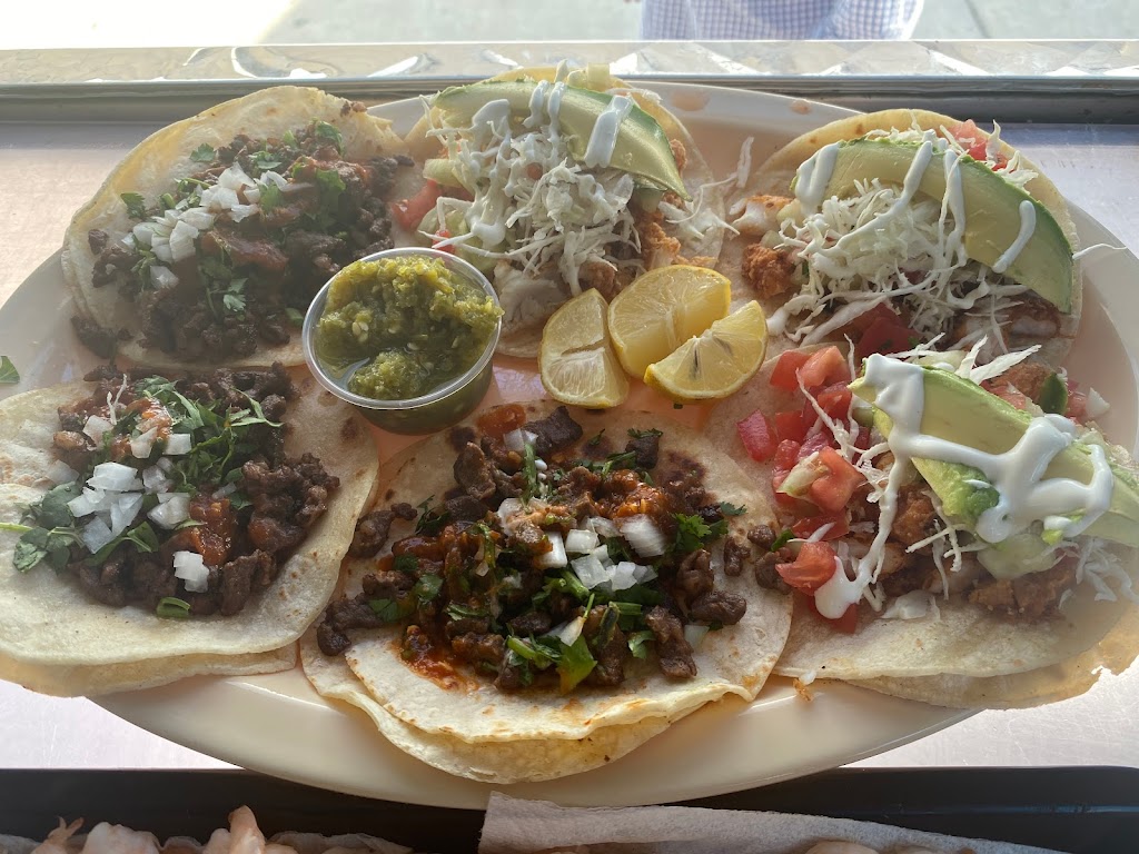 Mariscos Acapulco | 14814 Aloma St, Lost Hills, CA 93249, USA | Phone: (661) 742-4270