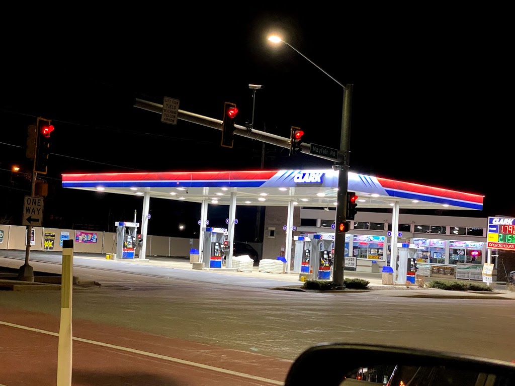 Mians CLARK Gas Station | 717 N Mayfair Rd, Milwaukee, WI 53226, USA | Phone: (414) 476-6426