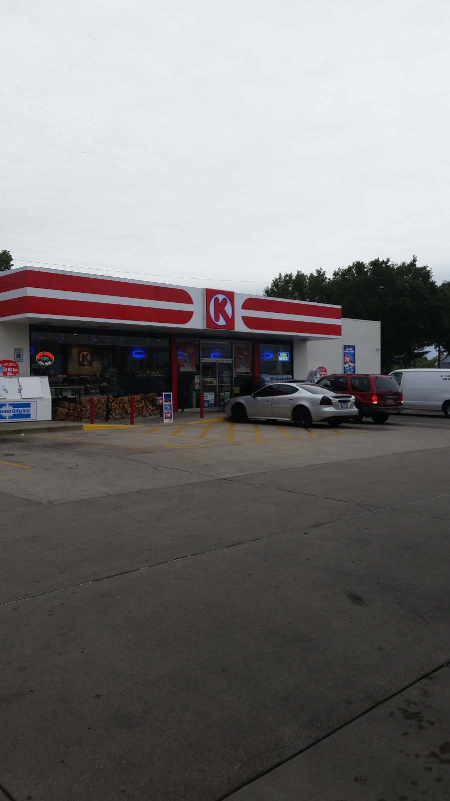 Circle K | 716 W St Louis Ave, East Alton, IL 62024, United States | Phone: (618) 258-4877