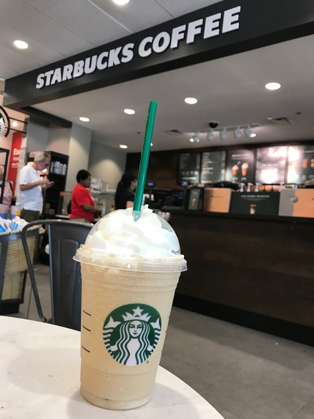 Starbucks | 21265 Biscayne Blvd, Aventura, FL 33180, USA | Phone: (305) 933-4616