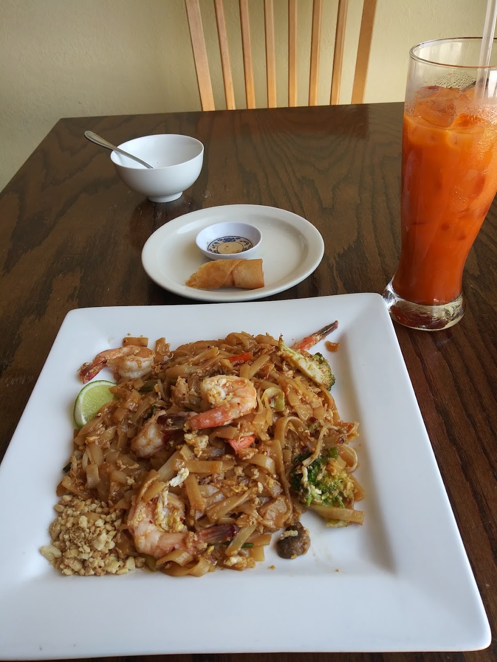 Sweet Basil Thai Bistro | 1800 S Loop 288 #224, Denton, TX 76205, USA | Phone: (940) 484-6090