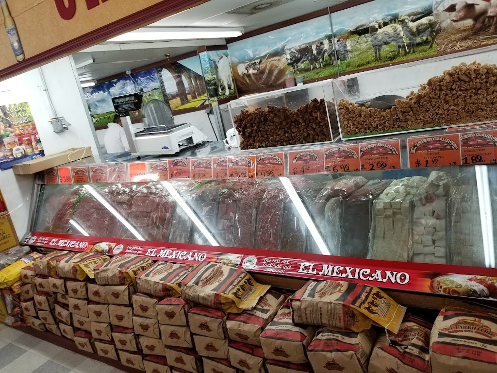 El Mercadito | 100 W Pioneer Pkwy #138, Arlington, TX 76010, USA | Phone: (817) 801-8702