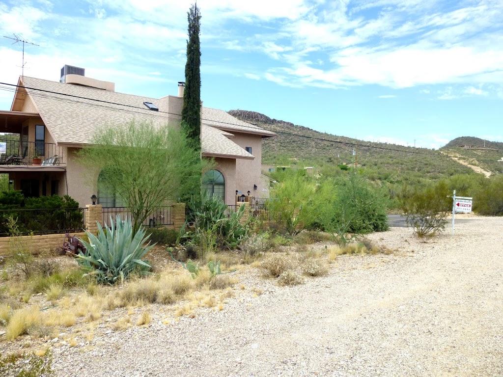 Garden Realty | 2343 W Old Ajo Hwy, Tucson, AZ 85746, USA | Phone: (520) 883-4444