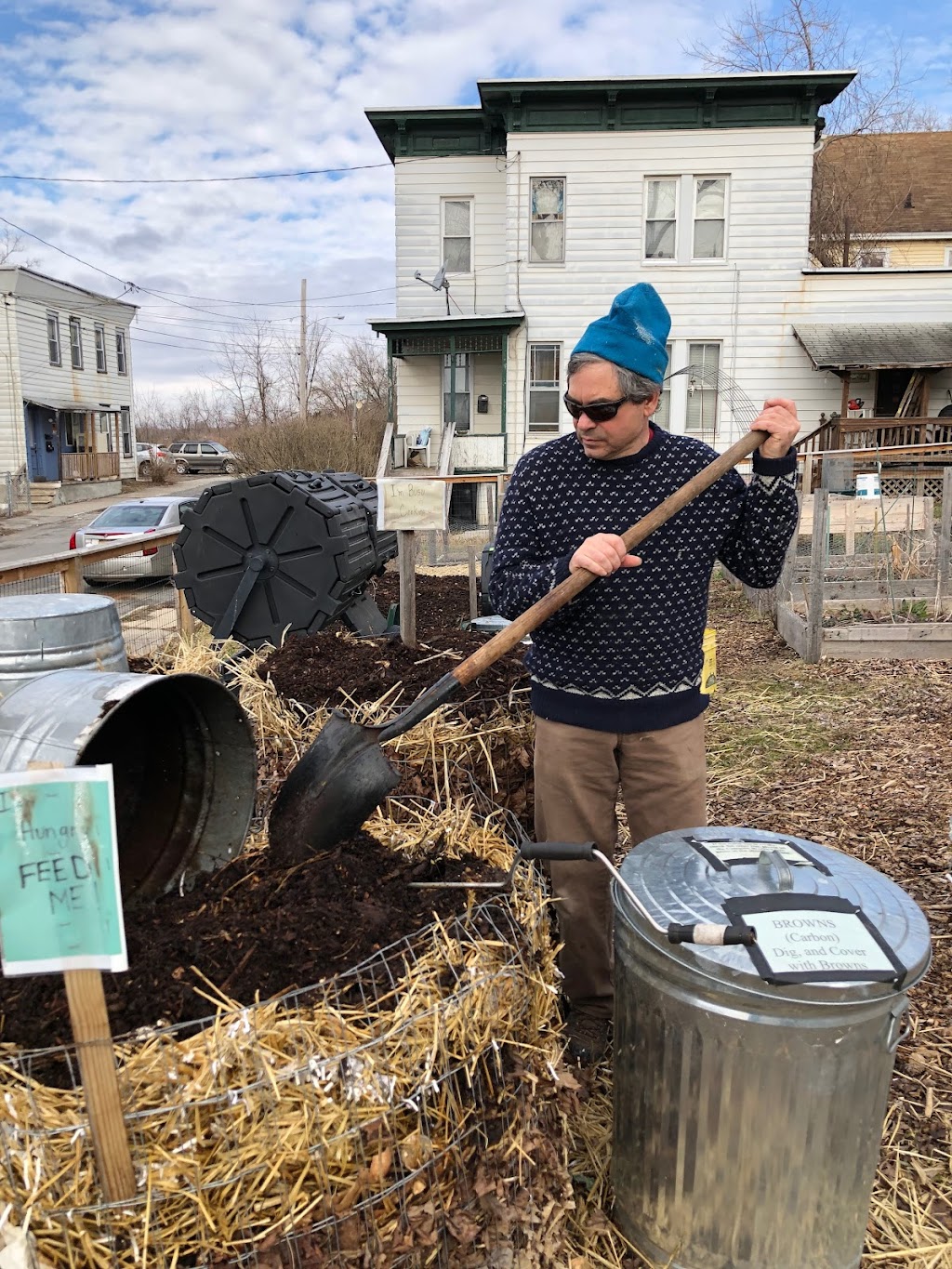 78 Wall Street Community Garden | 78 Wall St, Amsterdam, NY 12010 | Phone: (518) 620-1802