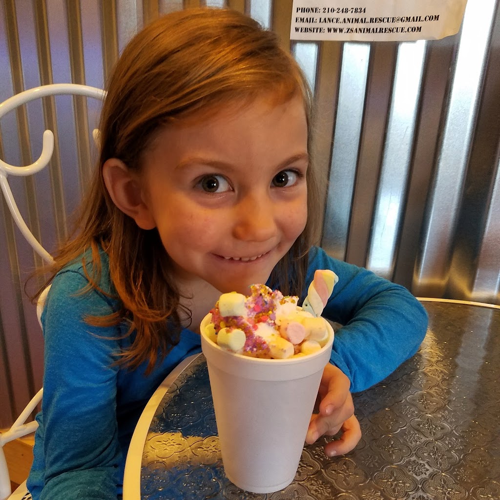 Pops Ice Cream & Coffee | 4131 County Rd 319, La Vernia, TX 78121, USA | Phone: (830) 494-1323