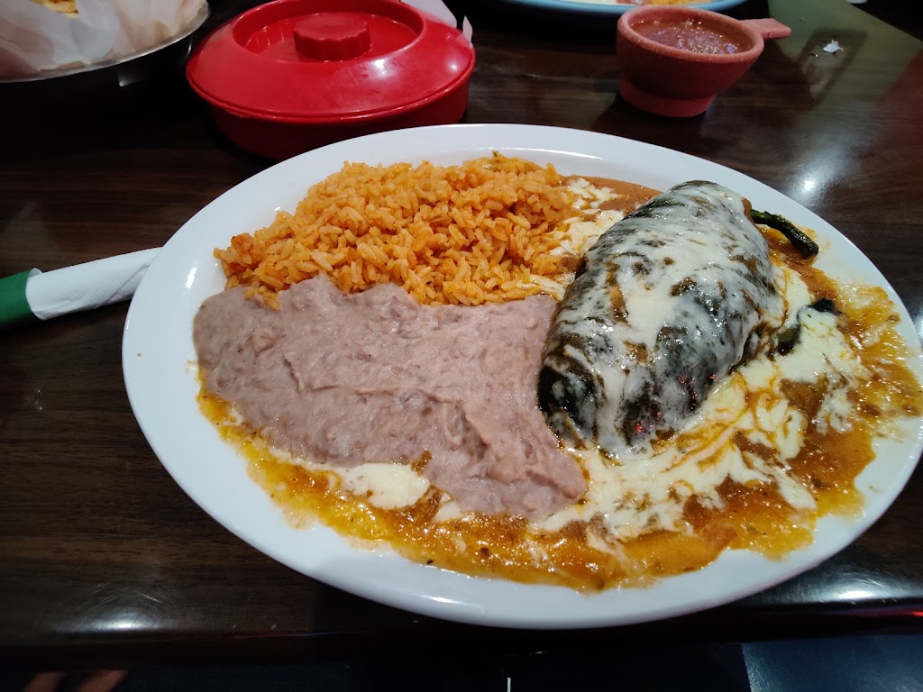 El Nuevo Mexico Restaurant | 201 Childers Dr., Bastrop, TX 78602, USA | Phone: (512) 321-1800