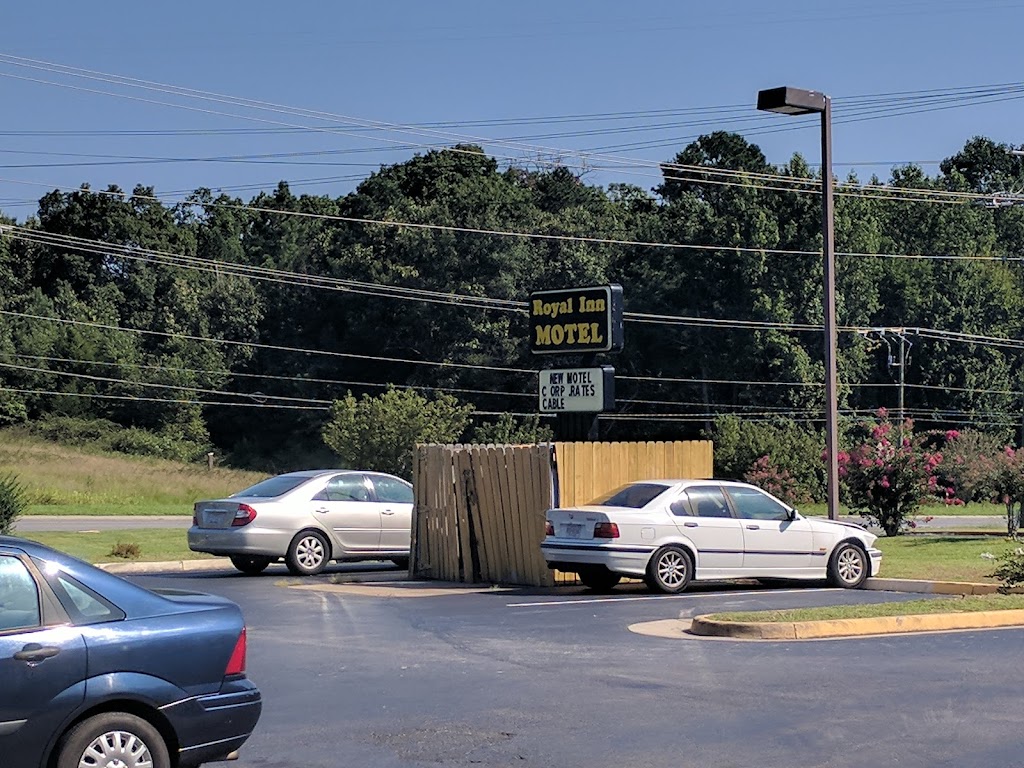 Royal Inn Motel | 9801 Hull Street Rd, Richmond, VA 23236, USA | Phone: (804) 276-4581