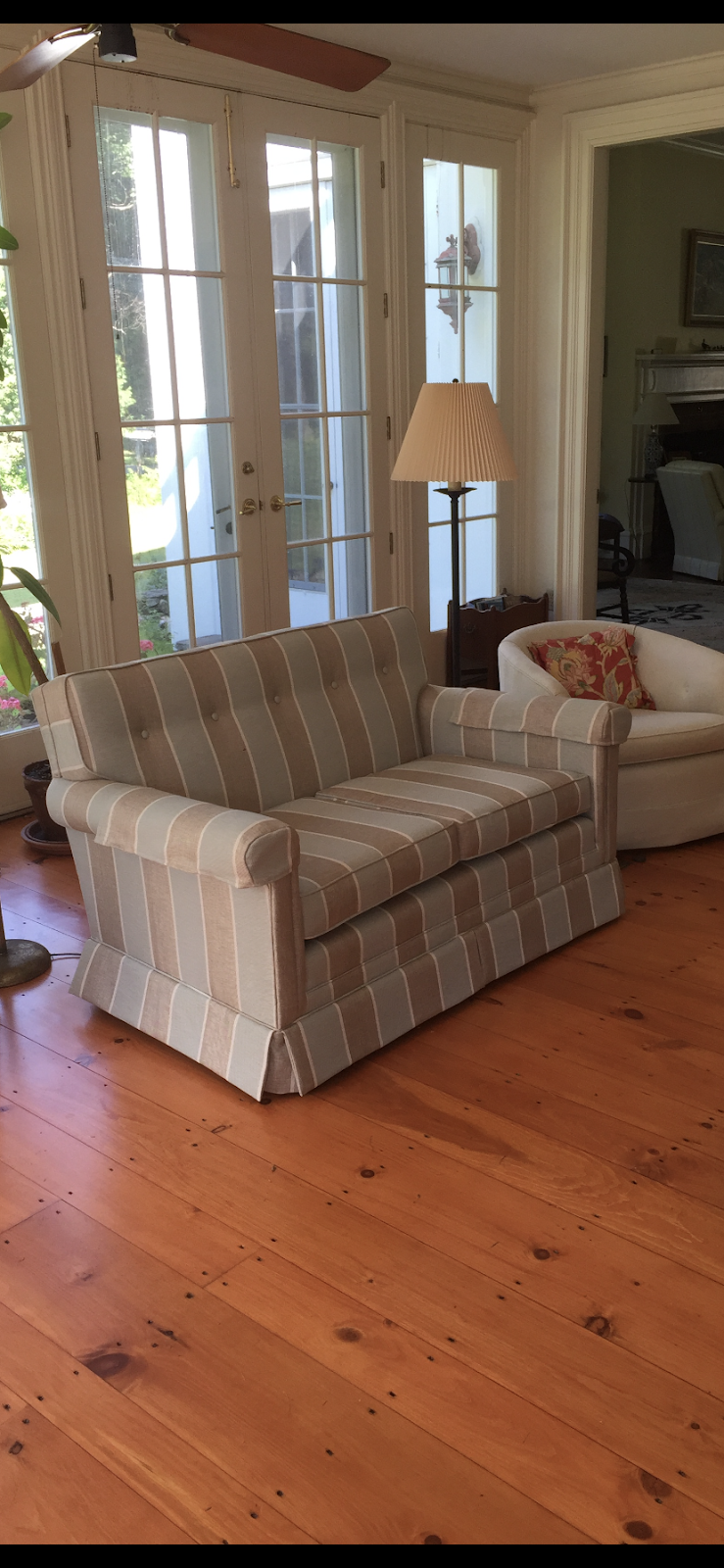 Michaels Custom Upholstery | 72-74 Littleton Rd, Chelmsford, MA 01824, USA | Phone: (978) 250-9300