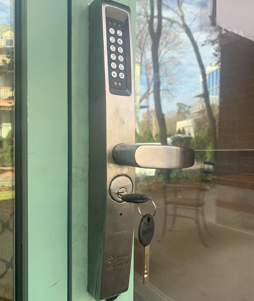 Lockstar Locksmith | 225 Ave. M, Brooklyn, NY 11230, USA | Phone: (718) 395-5872