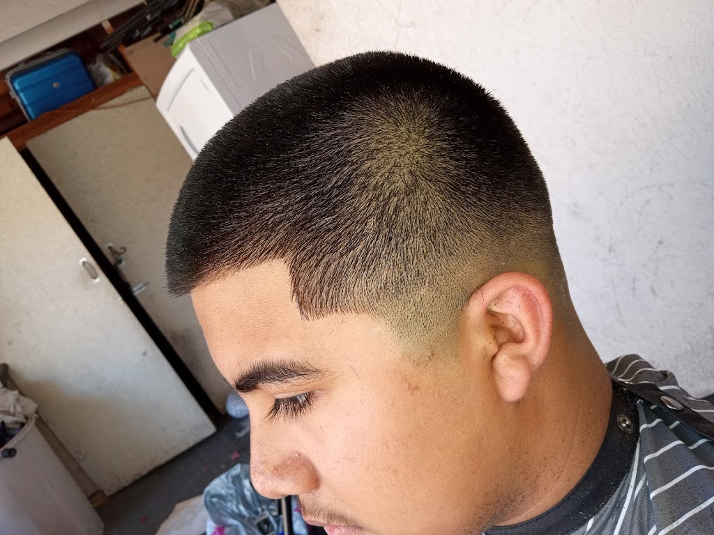 Royale Barbershop | 1926 S Main St Suit #105, Santa Ana, CA 92707, USA | Phone: (714) 760-0000