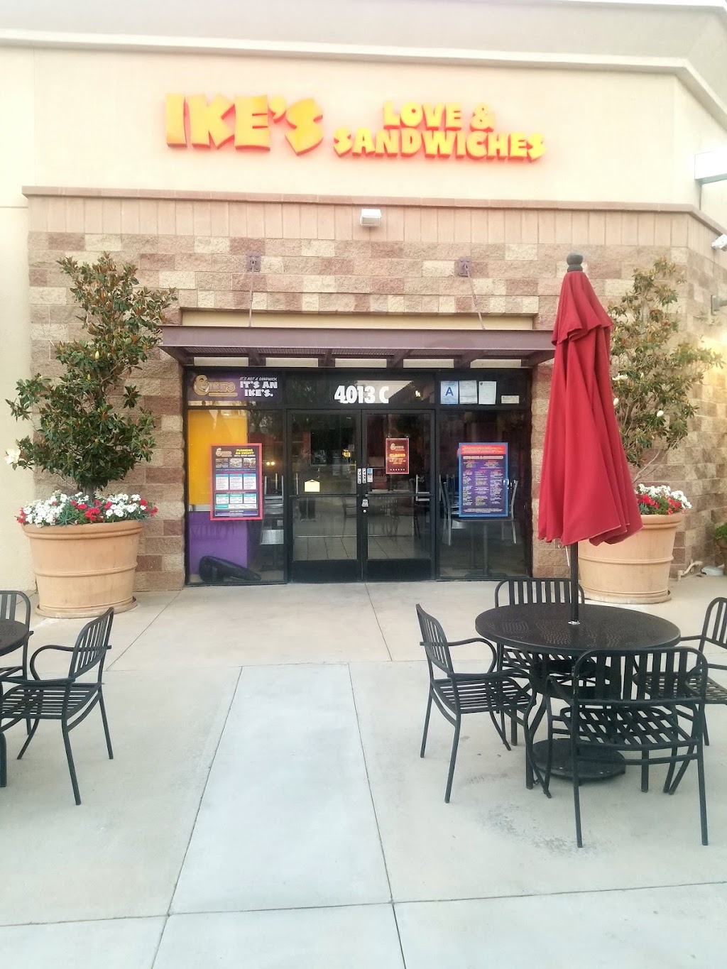 Ikes Love & Sandwiches | 4013 Grand Ave suite c, Chino, CA 91710, USA | Phone: (909) 464-0038