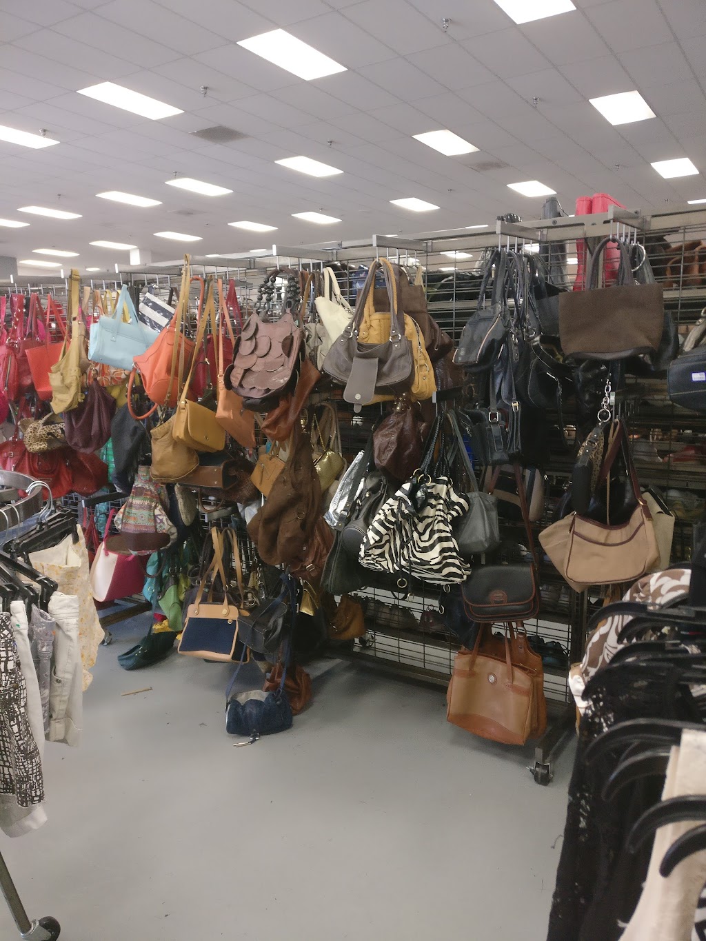 Goodwill of Orange County | 2120 S Bristol St, Santa Ana, CA 92704, USA | Phone: (714) 444-4749