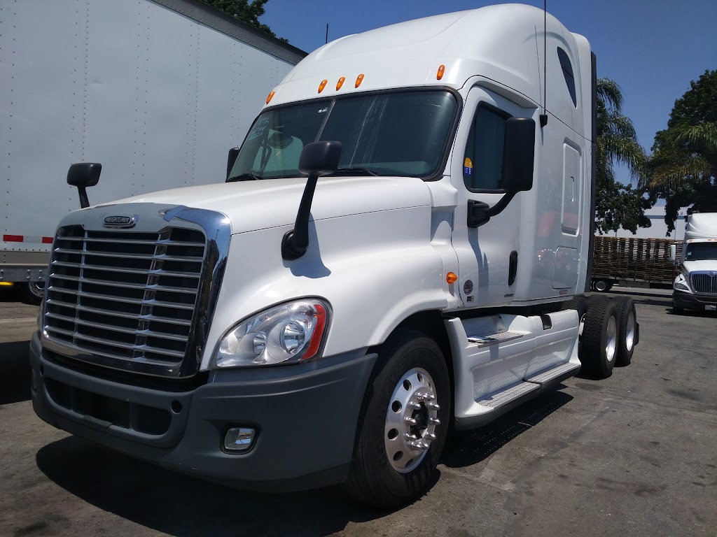 Medinas Truck Sales | 1409 N Alameda St, Compton, CA 90222 | Phone: (310) 669-3100