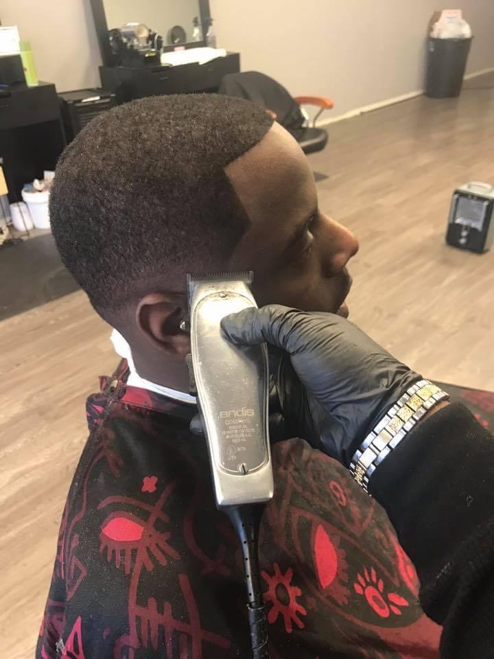 Swagg Da Barber | 2015 N Masters Dr Suite #120, Dallas, TX 75217, USA | Phone: (214) 326-2898