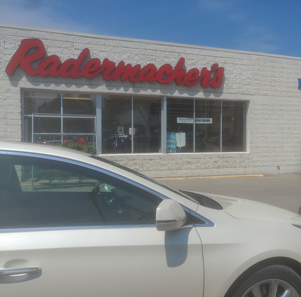 Radermachers Fresh Market | 110 S Lexington Ave, Le Center, MN 56057, USA | Phone: (507) 357-4424
