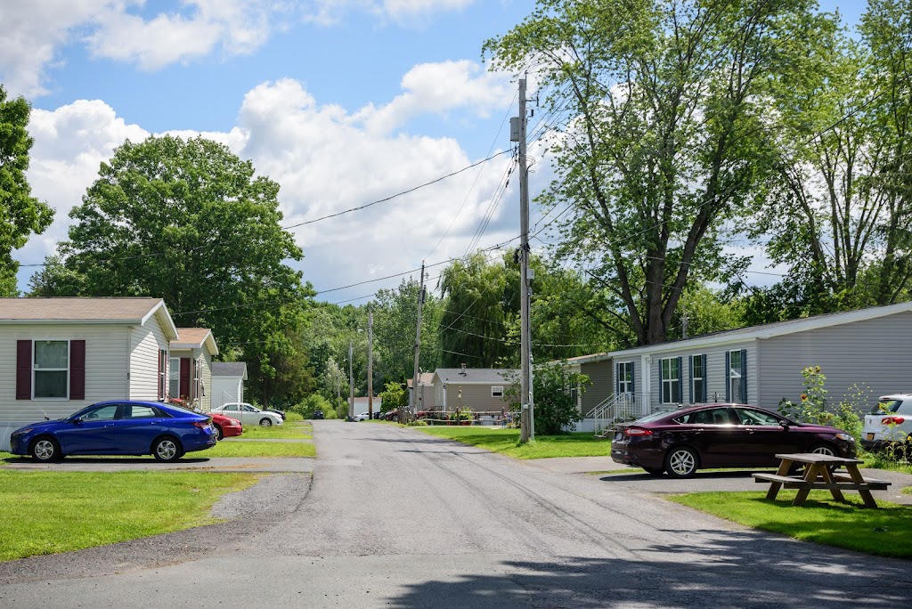 Rolling Hills Mobile Home Park | 148 Old Ravena Rd, Selkirk, NY 12158, USA | Phone: (845) 297-4843