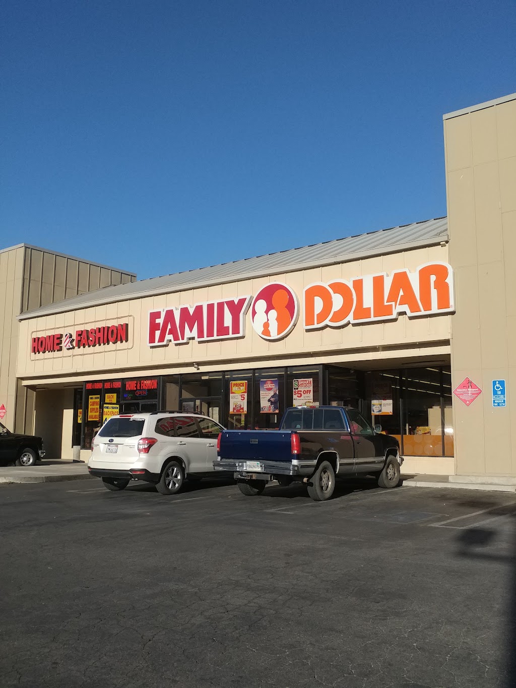 Family Dollar | 5500 Lake Isabella Blvd, Lake Isabella, CA 93240, USA | Phone: (760) 549-6001