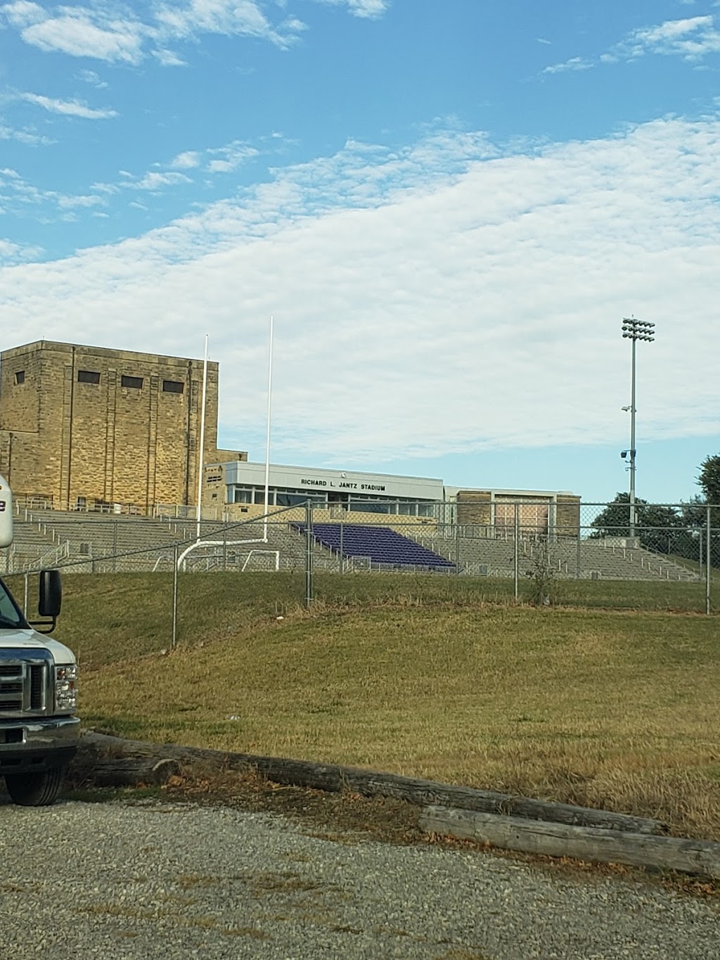 Richard L. Jantz Stadium | King Dr, Winfield, KS 67156, USA | Phone: (800) 846-1543