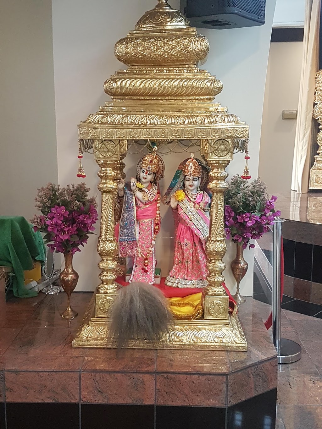 Hindu Temple of Greater Cincinnati | 720 Barg Salt Run Rd, Cincinnati, OH 45244, USA | Phone: (513) 528-3714