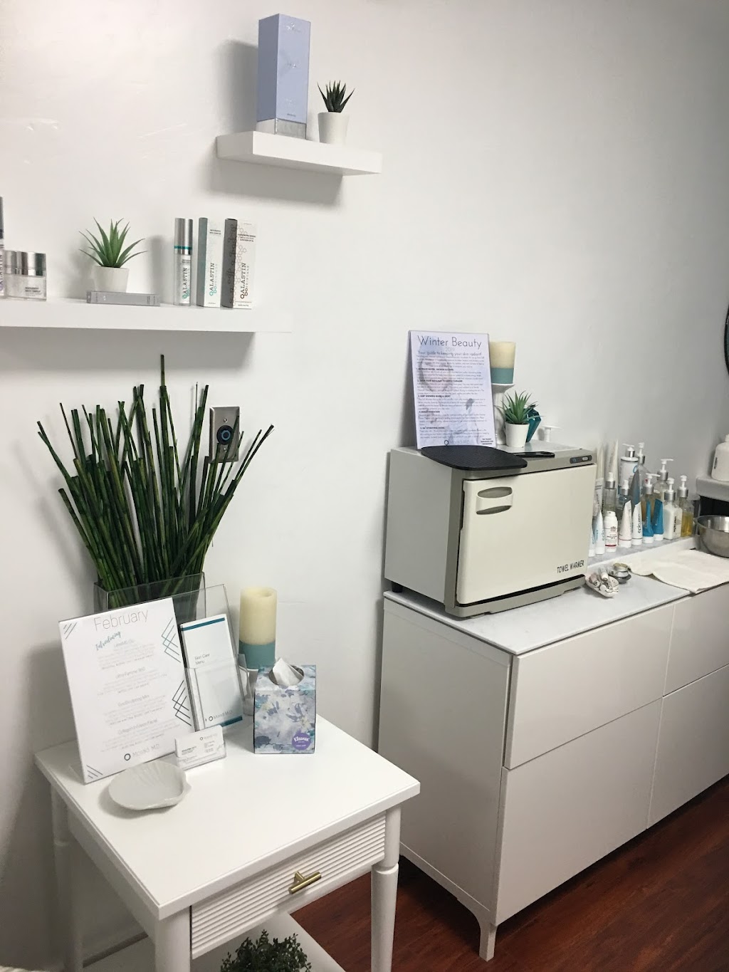 Moradi MD Cosmetic Surgery | 2023 W Vista Way f, Vista, CA 92083, USA | Phone: (760) 726-6451