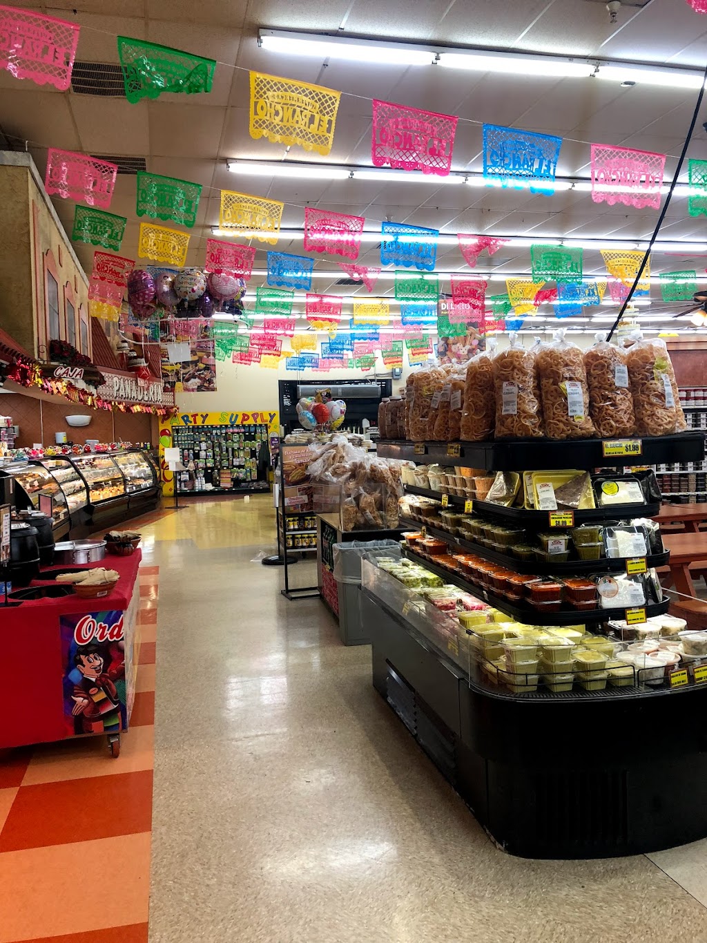 El Rancho Supermercado | 10020 Marsh Ln #200, Dallas, TX 75254, USA | Phone: (214) 956-7200