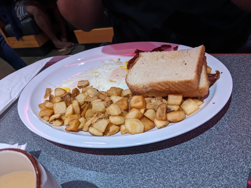 Mels Diner | 6684 Caratoke Hwy, Grandy, NC 27939, USA | Phone: (252) 457-1010