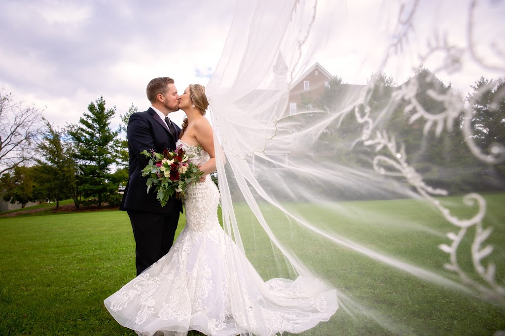 Mark Malec Photography | 1784 Barton Ave STE 8, West Bend, WI 53090, USA | Phone: (262) 808-7931