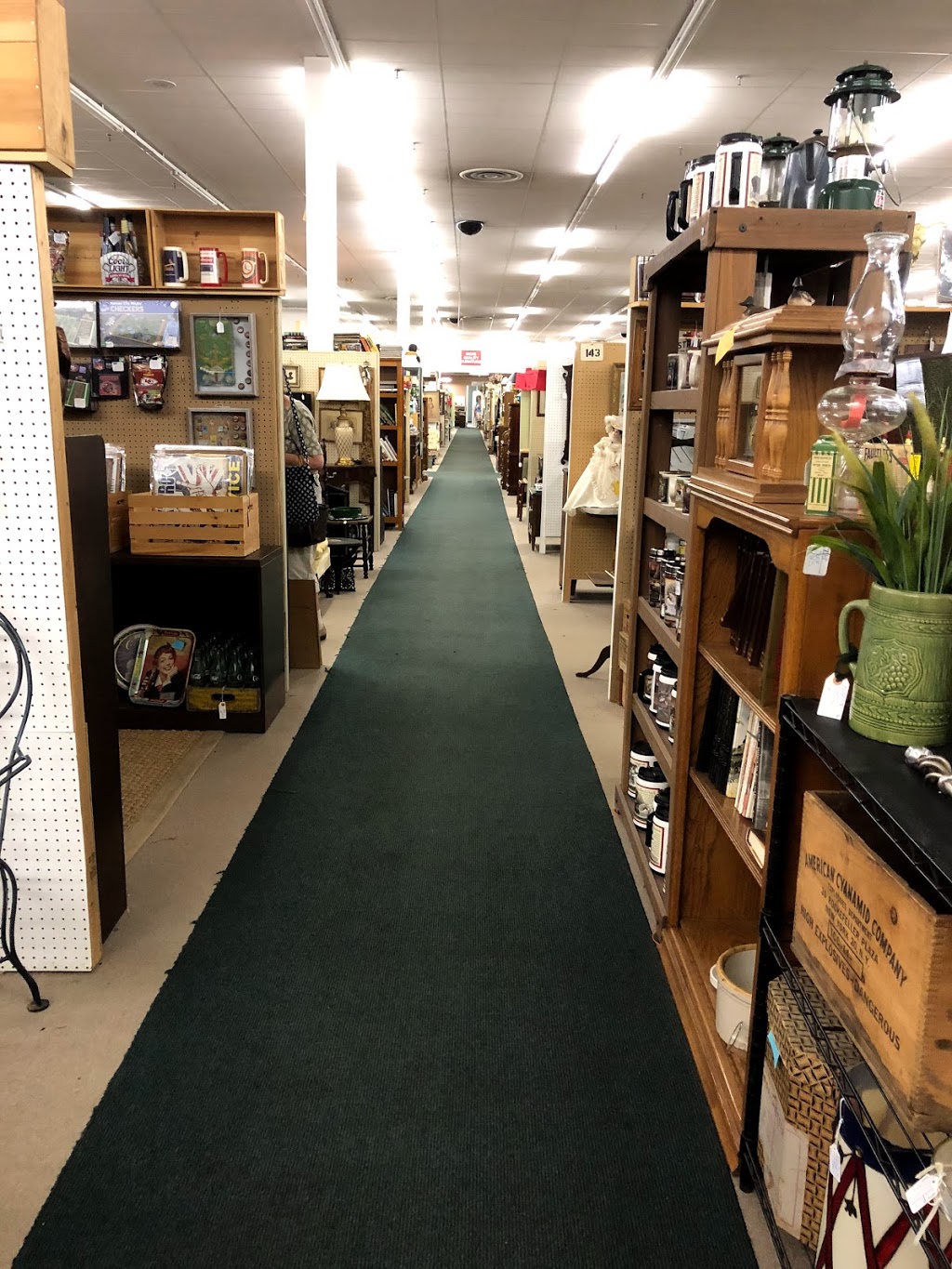 South County Antique Mall | 13208 Tesson Ferry Rd, St. Louis, MO 63128, USA | Phone: (314) 842-5566