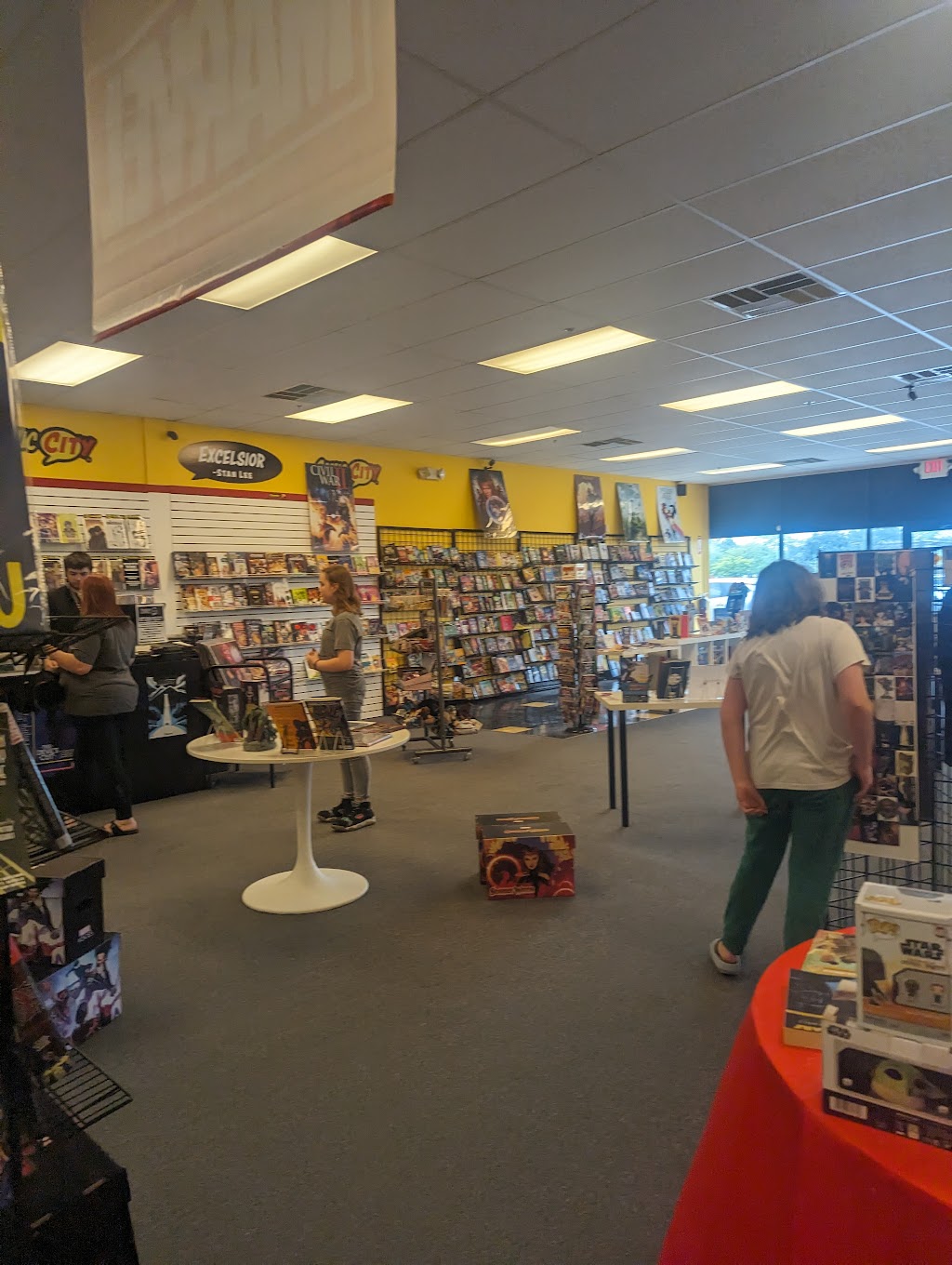 Comic City - Haggerty Rd - West Bloomfield | 7366 Haggerty Rd, West Bloomfield Township, MI 48322, USA | Phone: (248) 592-3049