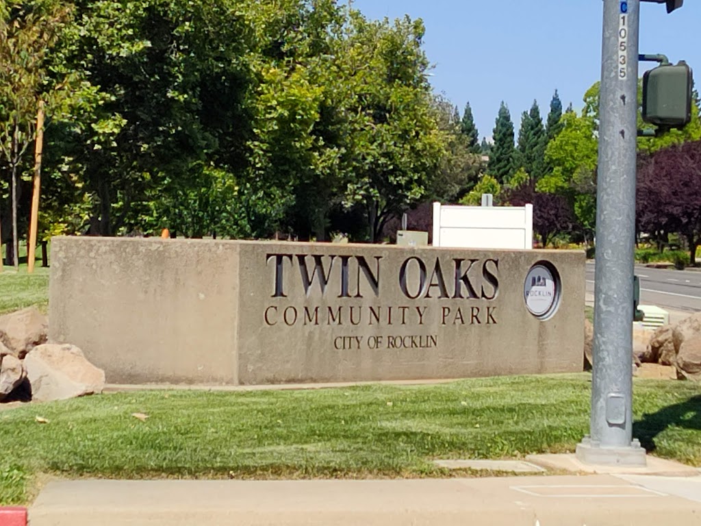 Twin Oaks Park | 5500 Park Dr, Rocklin, CA 95765, USA | Phone: (916) 625-5200