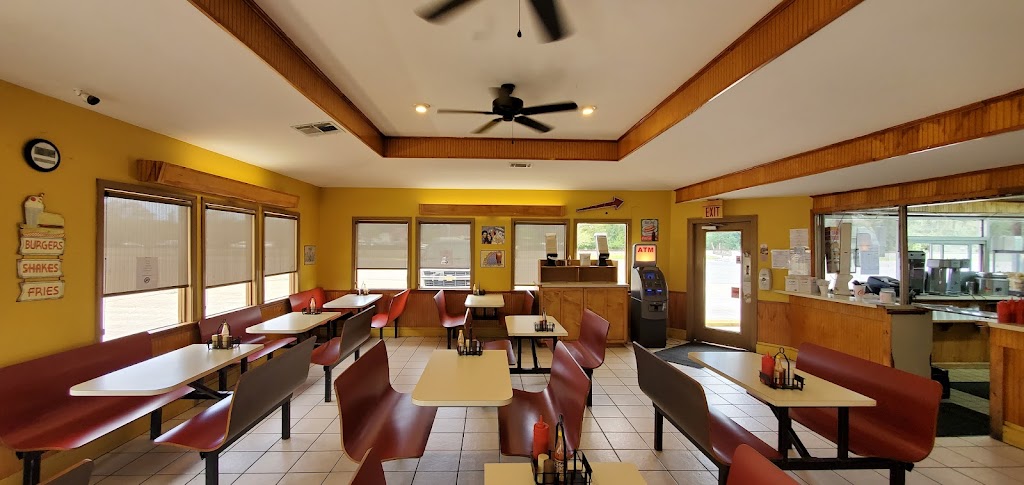 G & J Drive Inn | 13914 Florida Blvd, Livingston, LA 70754, USA | Phone: (225) 686-7927