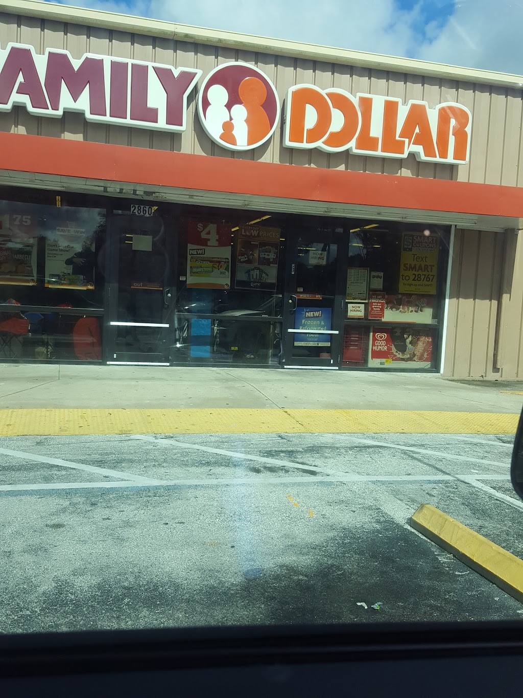 Family Dollar | 2860 Roosevelt Blvd, Clearwater, FL 33760, USA | Phone: (727) 373-3676