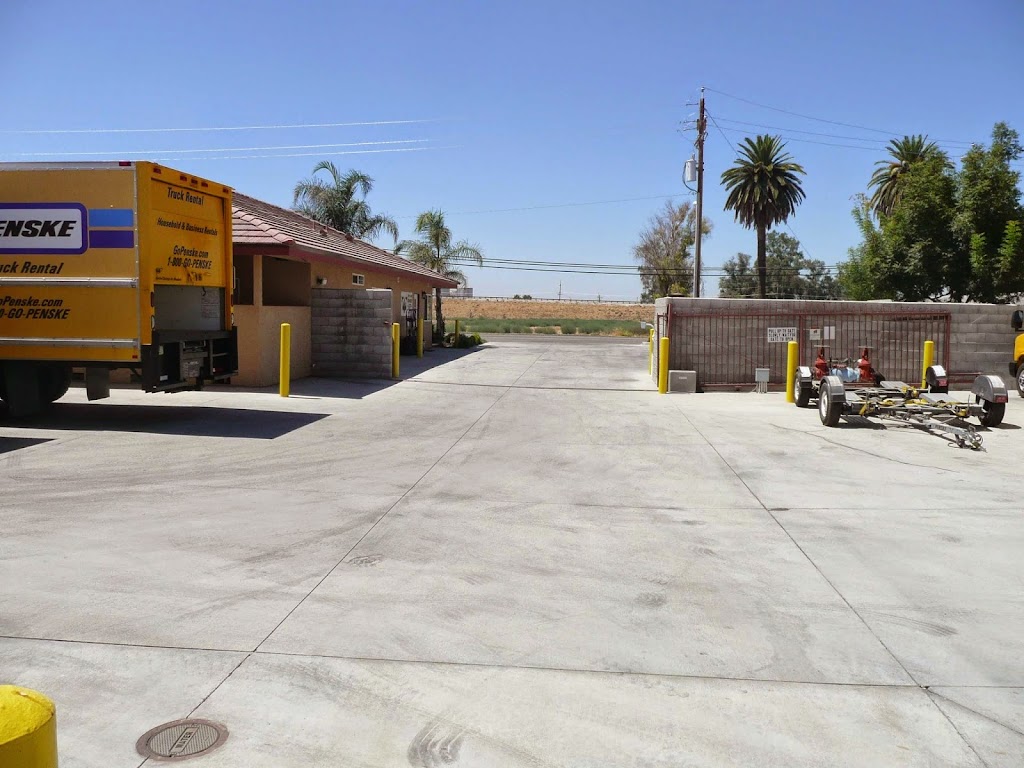 California Self Storage & Penske | 298 N 19 1/2 Ave, Lemoore, CA 93245, USA | Phone: (559) 925-8888