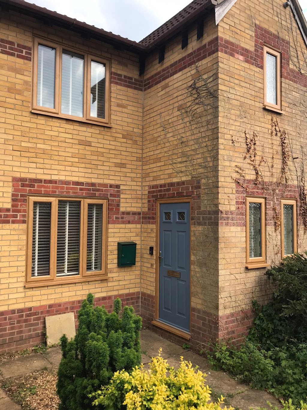 Fox Windows & Doors Ltd | Avenue M, Stoneleigh, Kenilworth CV8 2LG, UK | Phone: 01926 754044