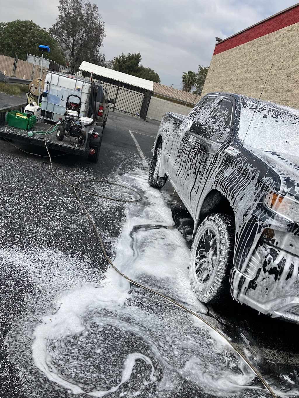 Curbside Auto Wash | 18251 Marygold Ave, Bloomington, CA 92316, USA | Phone: (909) 688-9373