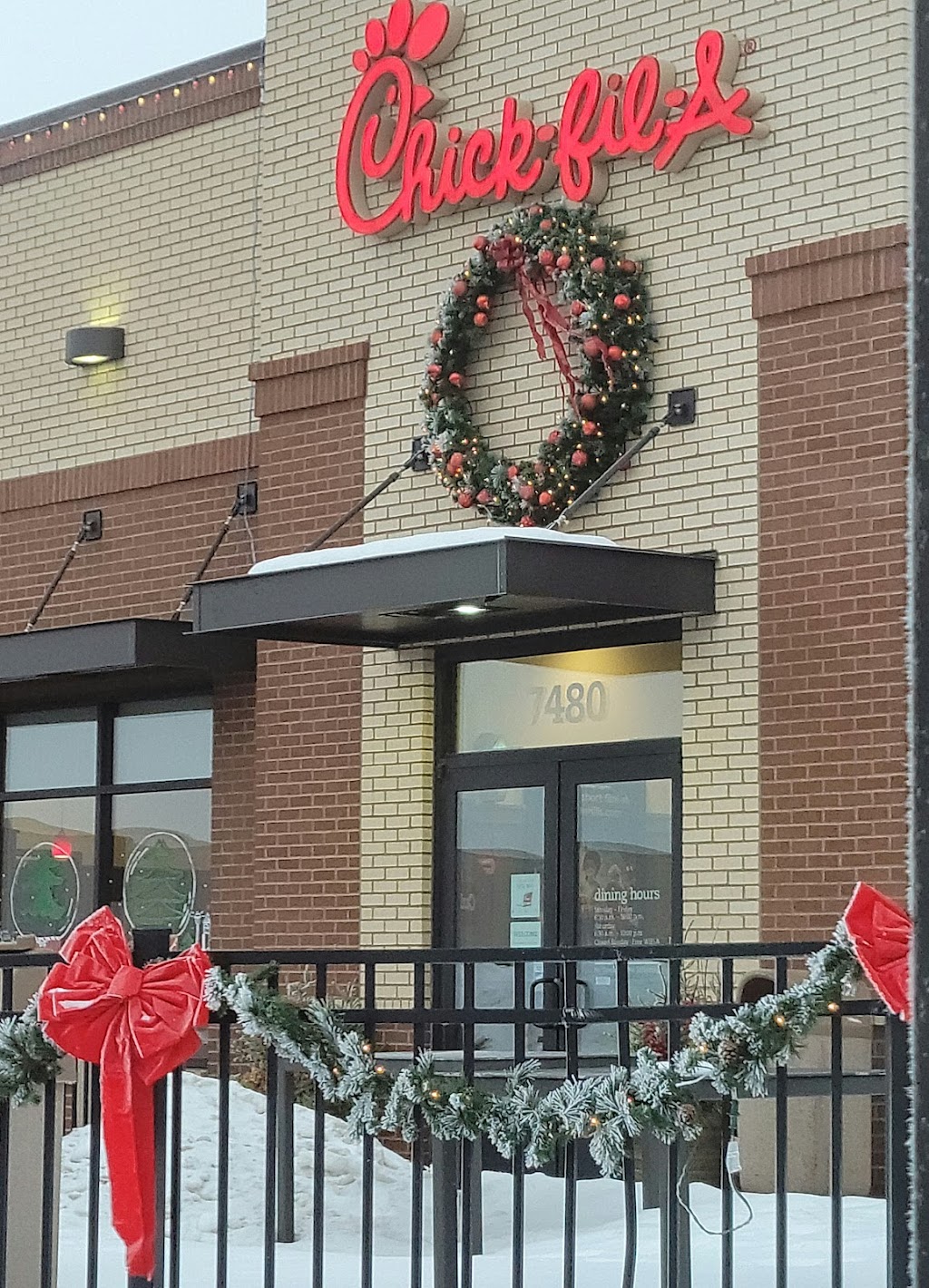 Chick-fil-A | 7480 153rd St W, Apple Valley, MN 55124, USA | Phone: (952) 431-4445