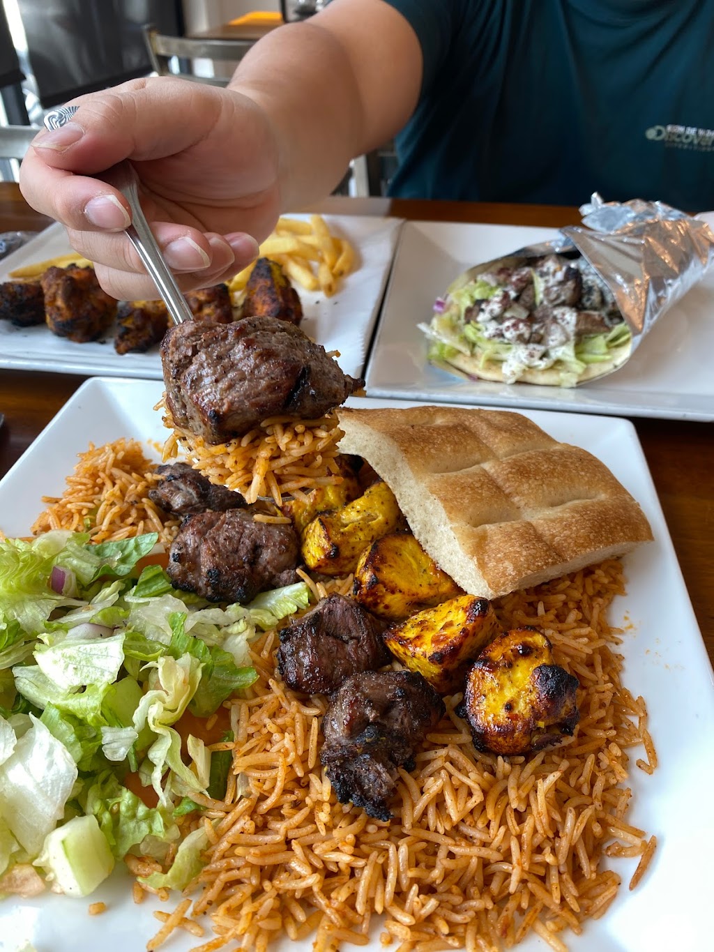 Mazadar Mediterranean Kitchen | 1839 Central Ave, Albany, NY 12205, USA | Phone: (518) 464-0800