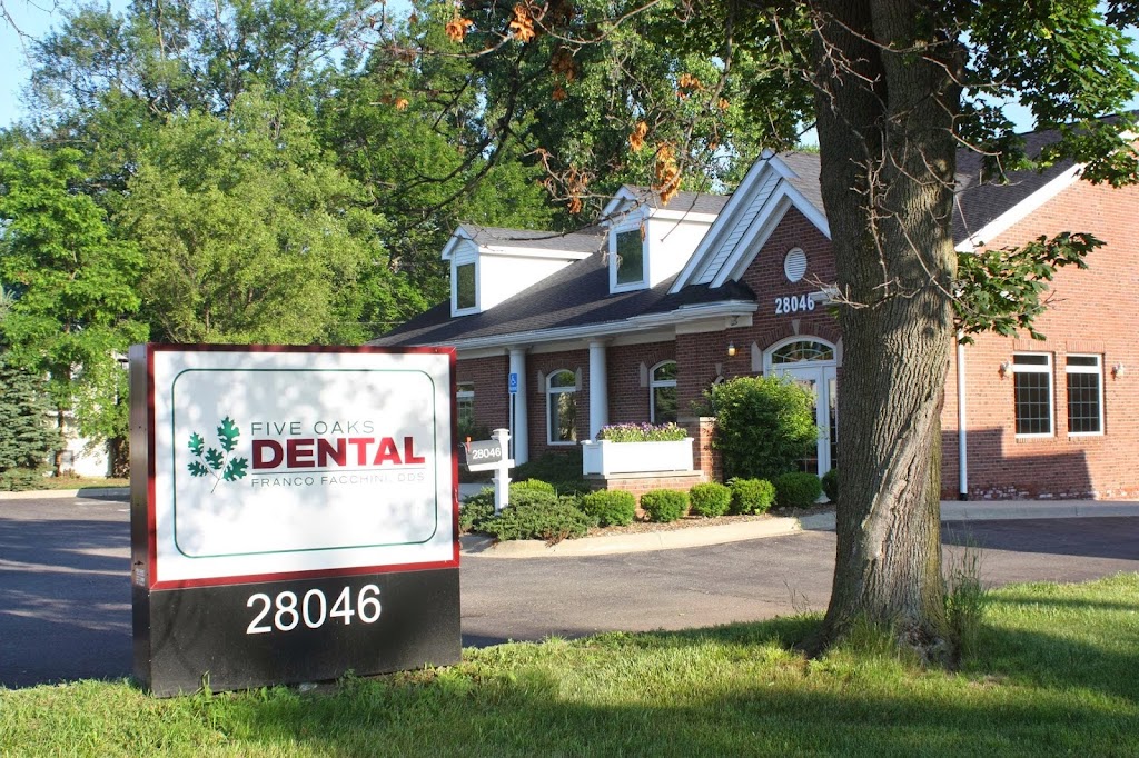 Five Oaks Dental | 28046 Five Mile Rd, Livonia, MI 48154, USA | Phone: (734) 466-4626