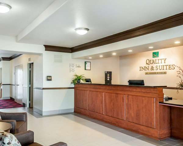 Quality Inn & Suites | 6100 Iliff Rd NW, Albuquerque, NM 87121, USA | Phone: (505) 234-7569