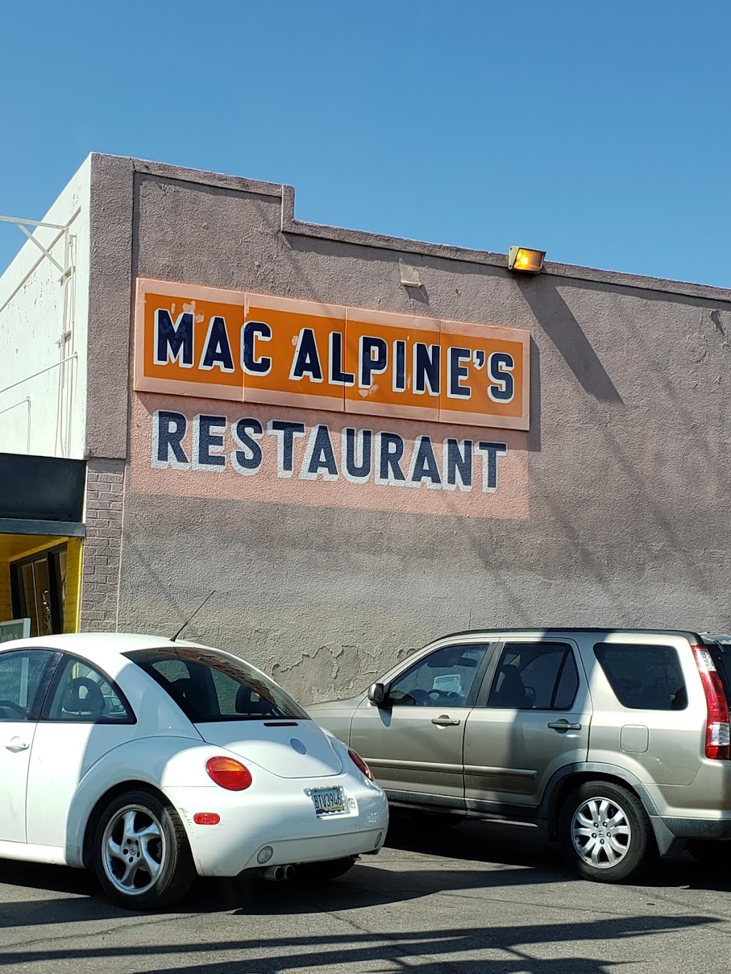 MacAlpines Diner & Soda Fountain | 2303 N 7th St, Phoenix, AZ 85006, USA | Phone: (602) 262-5545