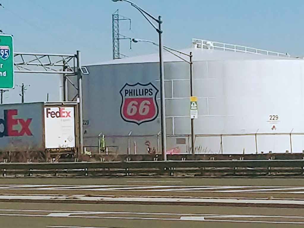 Phillips 66 Refinery | 1400 Park Ave, Linden, NJ 07036, USA | Phone: (908) 523-6041